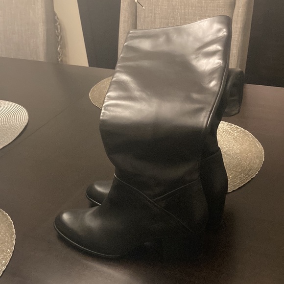 Brand New Stuart Weitzman Boots - Picture 7 of 8